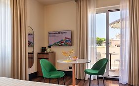Hotel Caprice